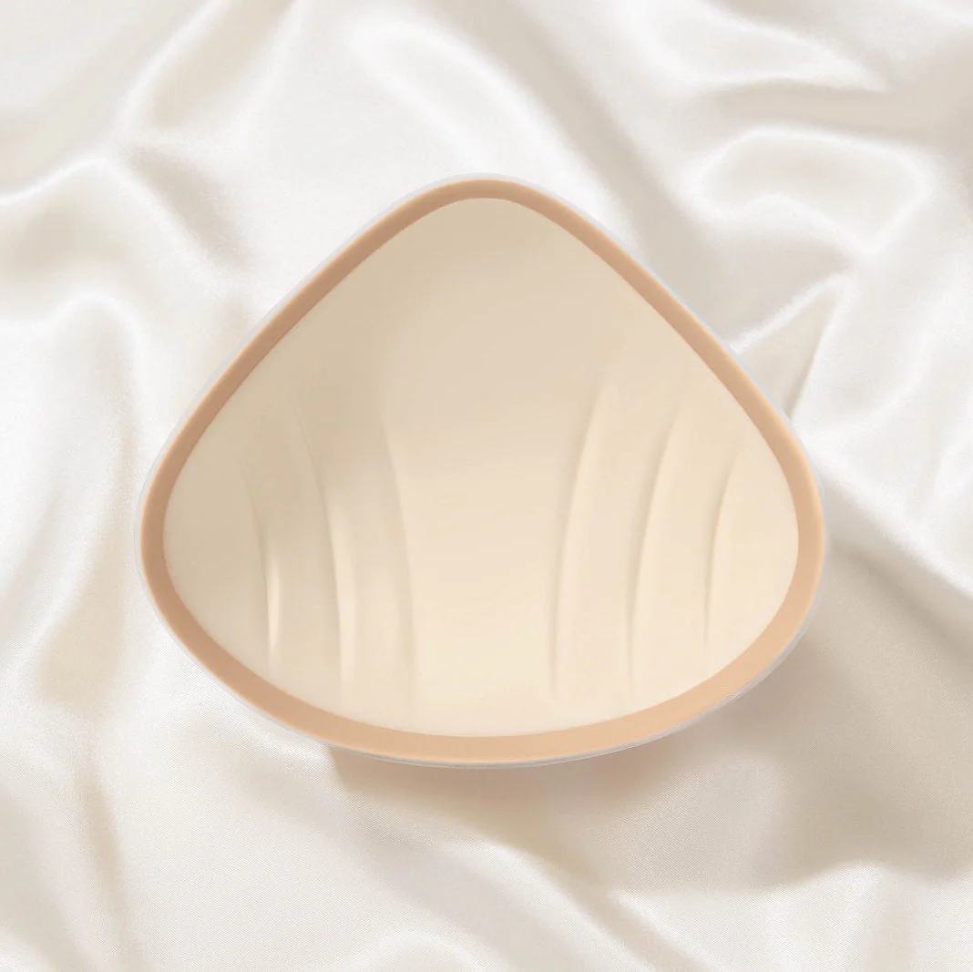 Amoena Natura Xtra Light 2SN Breast Prosthesis - 400 - Image 3